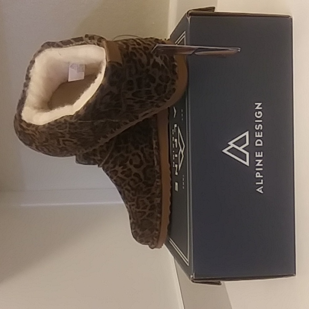 NWT Emme Boot - Picture 6 of 11